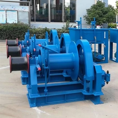 เครื่องกว้านไฟฟ้าทางทะเลที่ได้รับการรับรองจาก CCS ความจุ 25 ตัน 250KN เครื่องกว้านลากจูงไฮดรอลิกไฟฟ้า