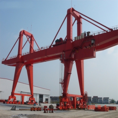 กว้านขนส่งสินค้าท่าเรือ Gantry คานคู่โครงสำหรับตั้งสิ่งของไฮดรอลิก 30T 50T