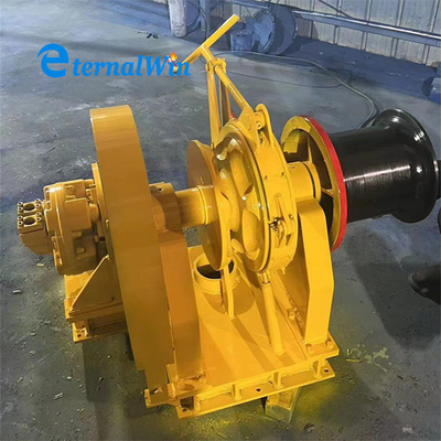 เครื่องยนต์ไฮดรอลิกของเรือ ไดเซล ไฮดรอลิกของเรือ Anchor Lifting Winch Windlass With Warping Head
